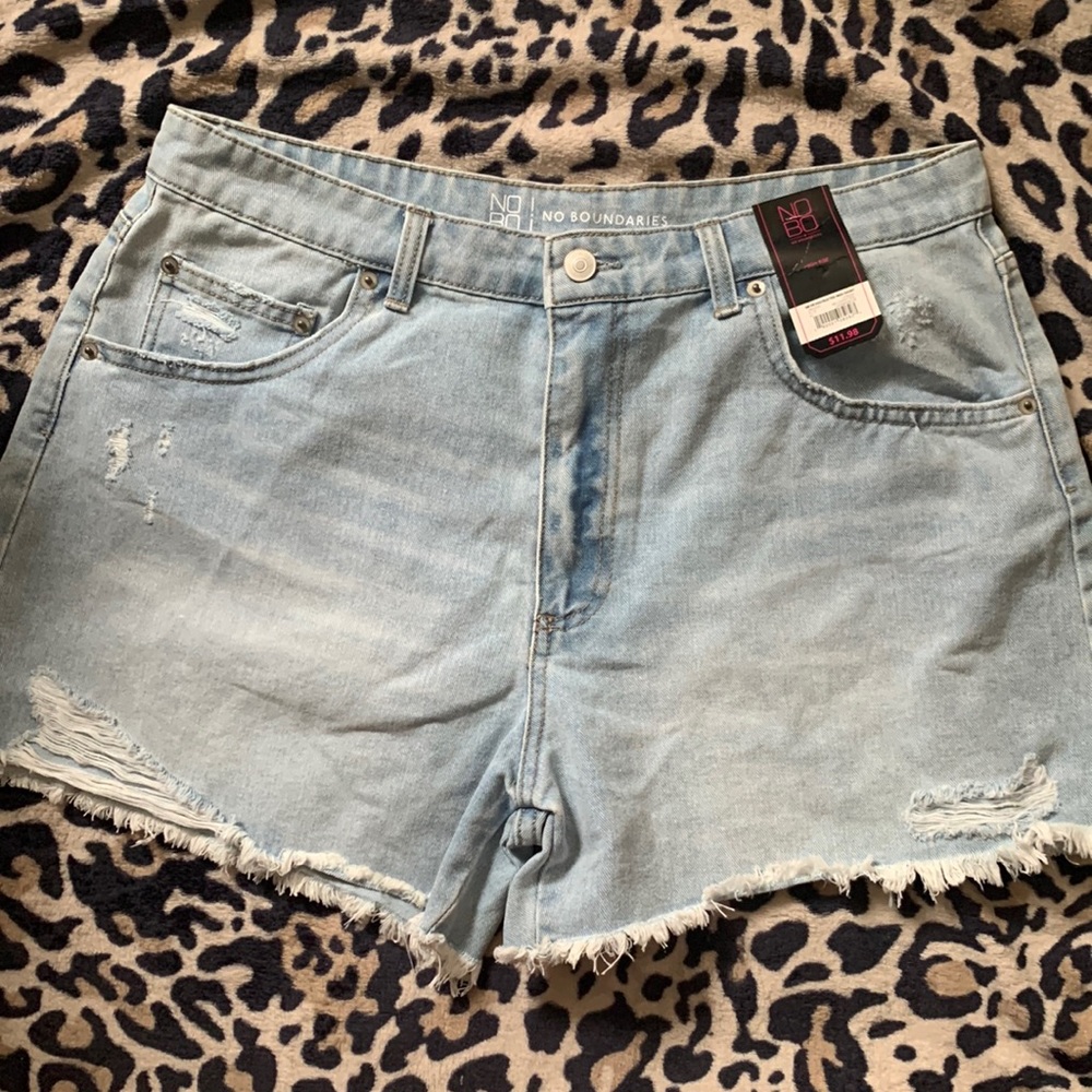 No Boundaries Shorts